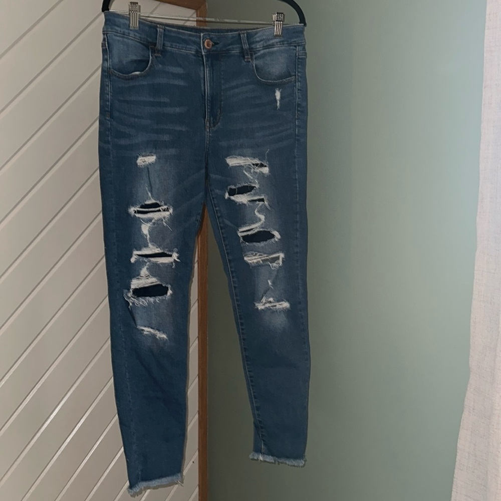 Distressed High-Rise Women’s Jeans - Blue